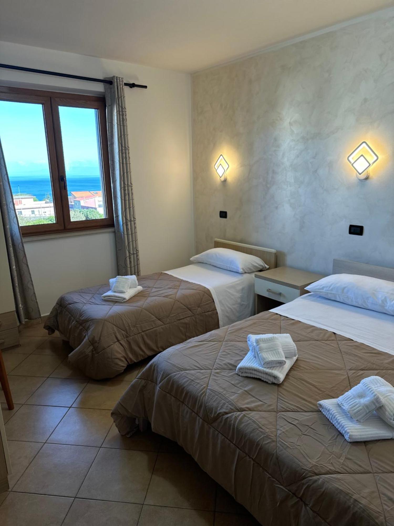 Comfort Triple Room